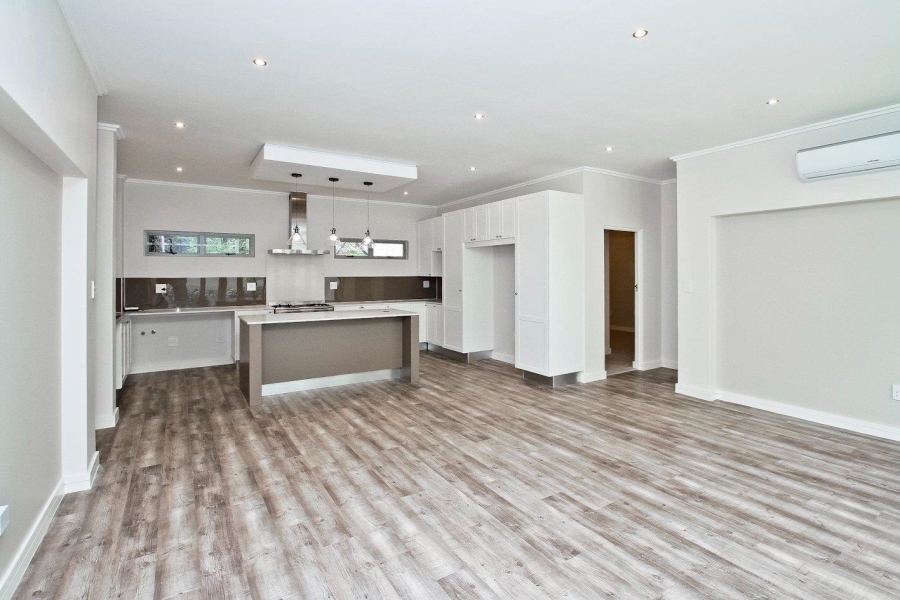 To Let 3 Bedroom Property for Rent in Melrose Gauteng