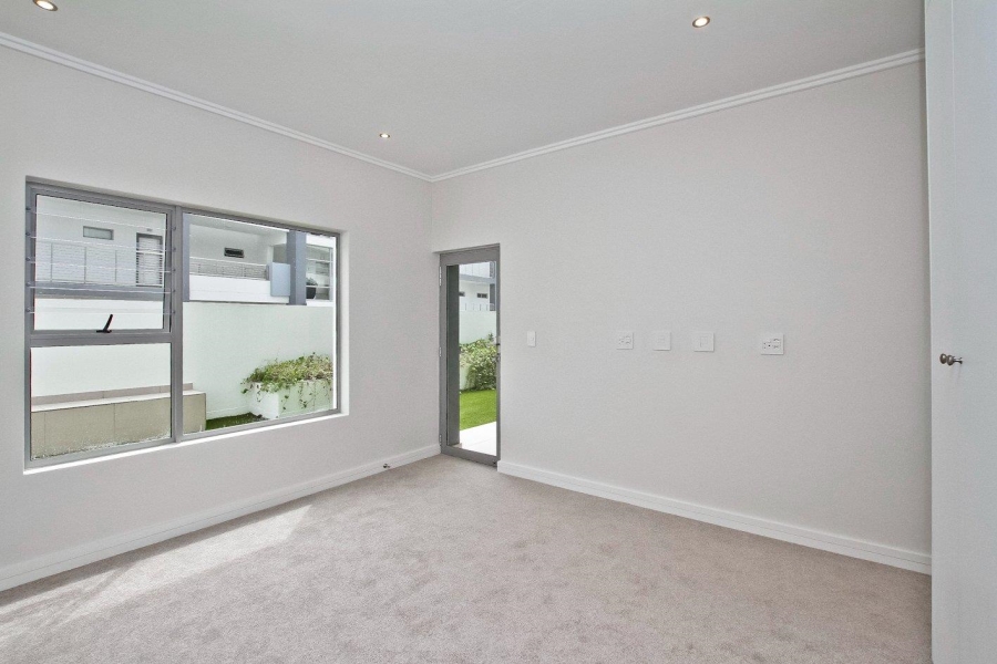 To Let 3 Bedroom Property for Rent in Melrose Gauteng