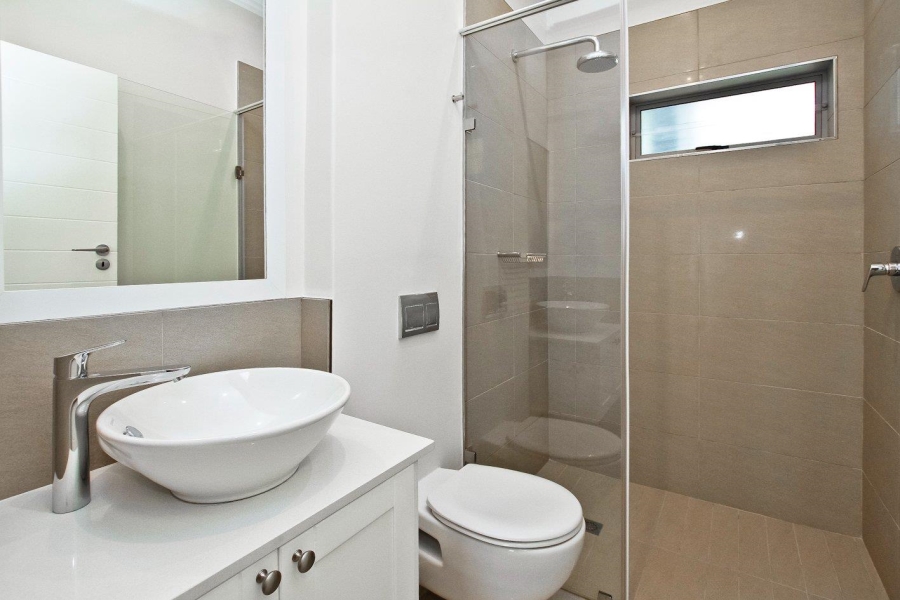 To Let 3 Bedroom Property for Rent in Melrose Gauteng