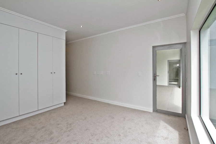 To Let 3 Bedroom Property for Rent in Melrose Gauteng