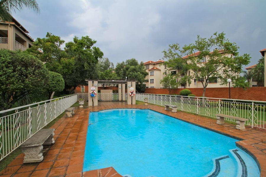 To Let 2 Bedroom Property for Rent in Sunninghill Gauteng