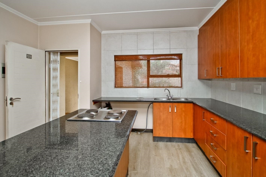 2 Bedroom Property for Sale in Sunninghill Gauteng