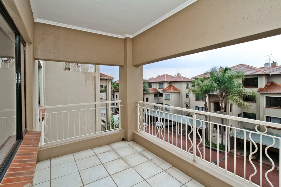 2 Bedroom Property for Sale in Sunninghill Gauteng