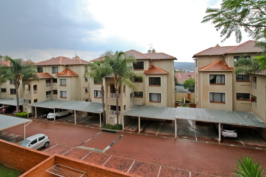 2 Bedroom Property for Sale in Sunninghill Gauteng