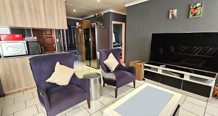 3 Bedroom Property for Sale in Radiokop Gauteng