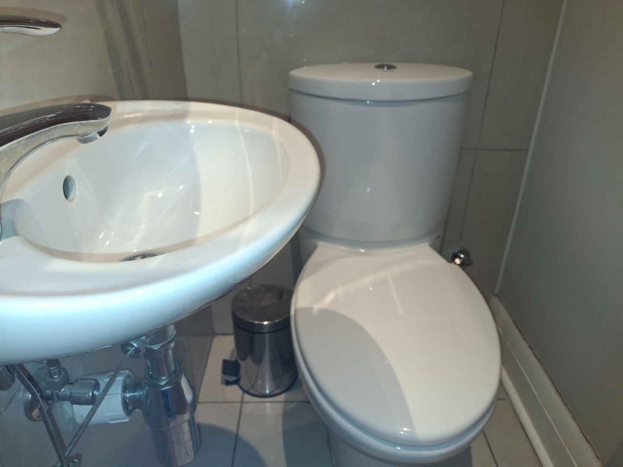 To Let 1 Bedroom Property for Rent in Morningside Gauteng