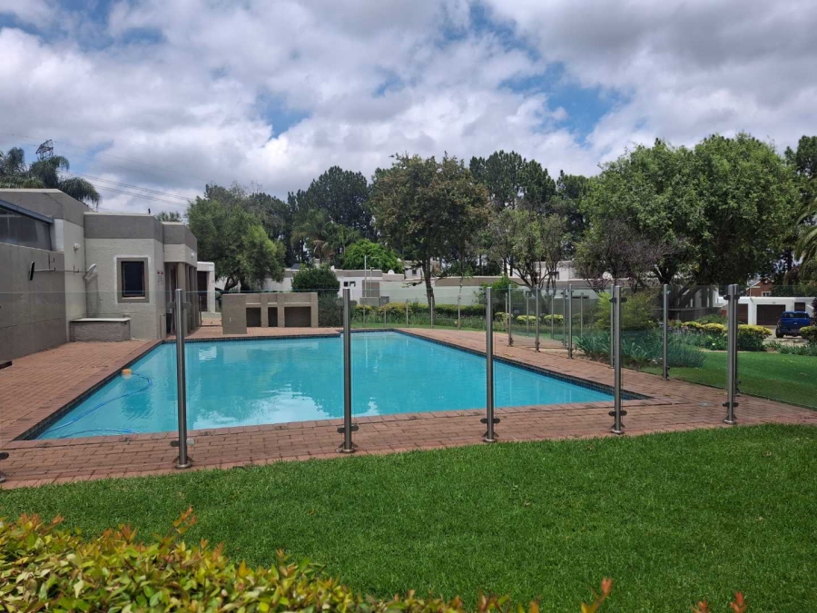To Let 2 Bedroom Property for Rent in Morningside Gauteng