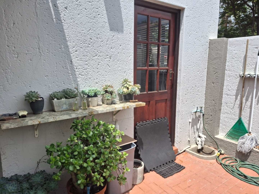 To Let 2 Bedroom Property for Rent in Morningside Gauteng