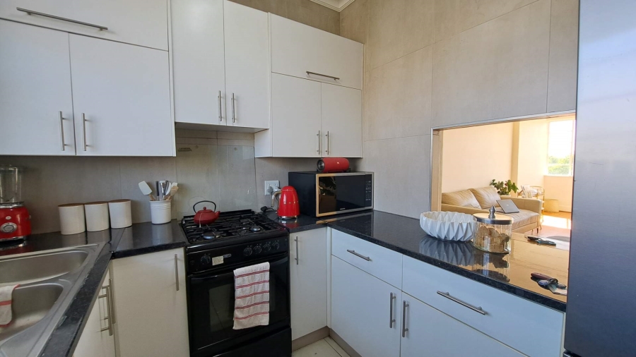 2 Bedroom Property for Sale in Illovo Gauteng