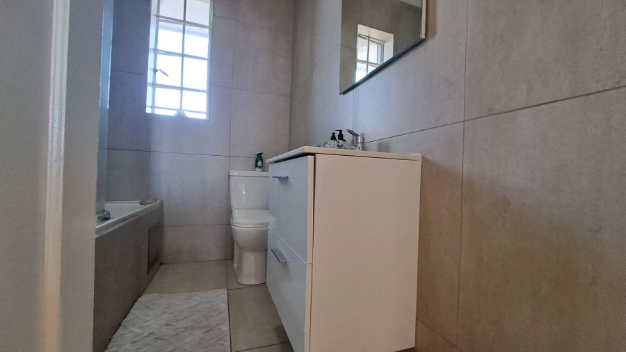 2 Bedroom Property for Sale in Illovo Gauteng
