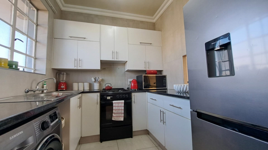2 Bedroom Property for Sale in Illovo Gauteng