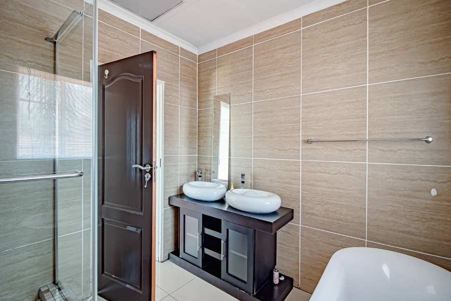 3 Bedroom Property for Sale in Doornpoort Gauteng