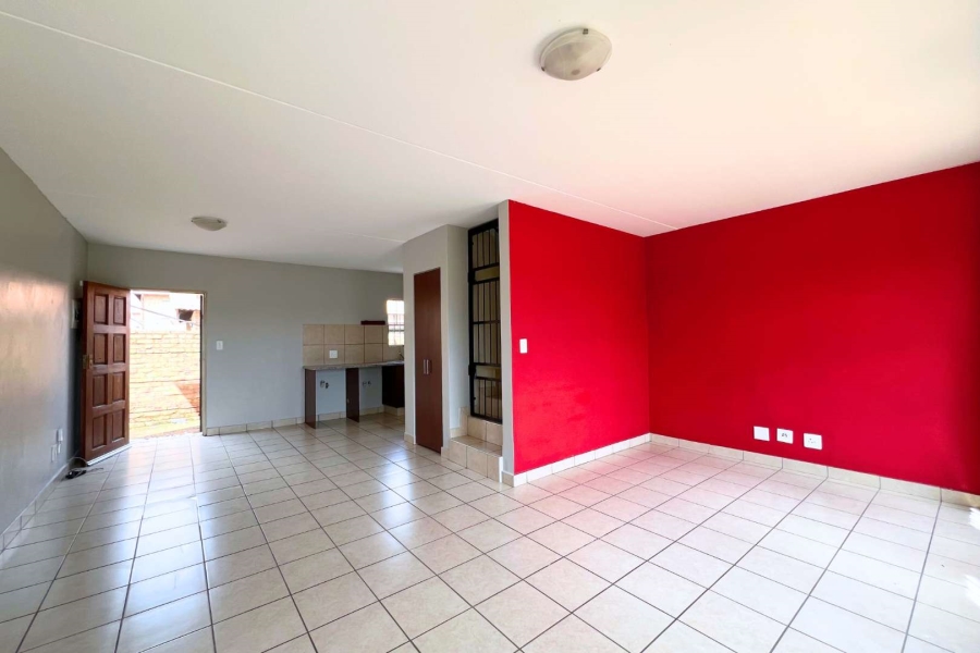 2 Bedroom Property for Sale in Annlin Gauteng