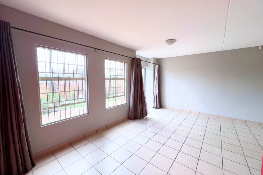 2 Bedroom Property for Sale in Annlin Gauteng