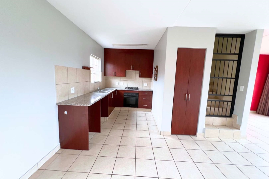 2 Bedroom Property for Sale in Annlin Gauteng