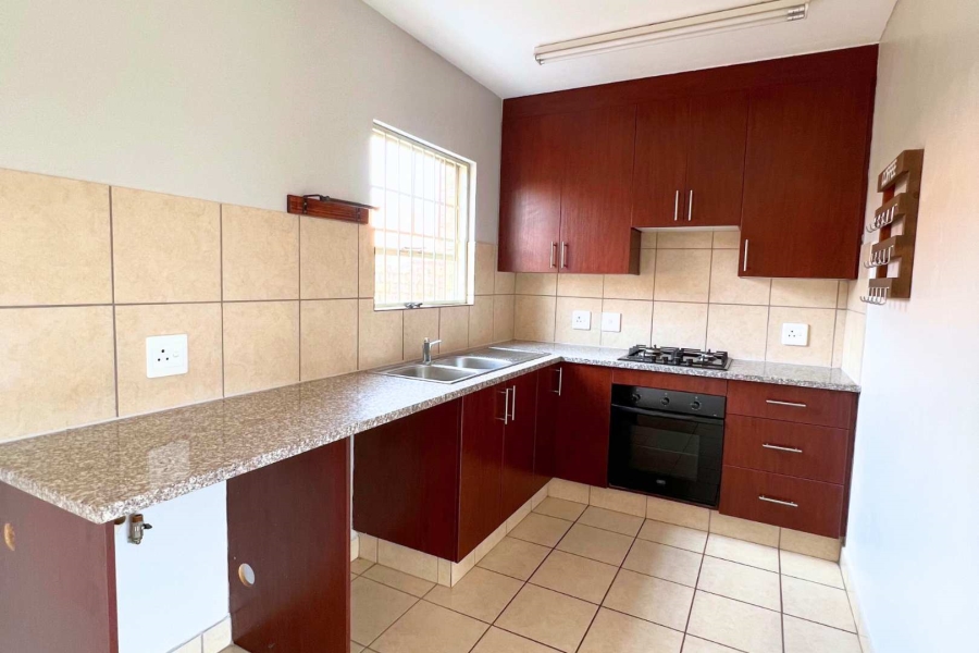 2 Bedroom Property for Sale in Annlin Gauteng