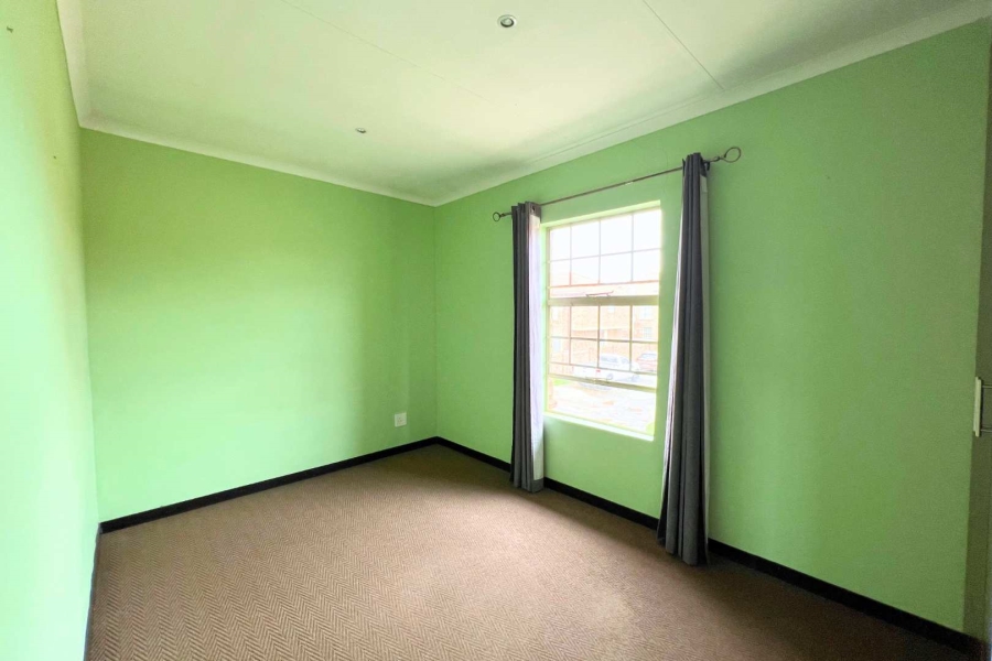 2 Bedroom Property for Sale in Annlin Gauteng