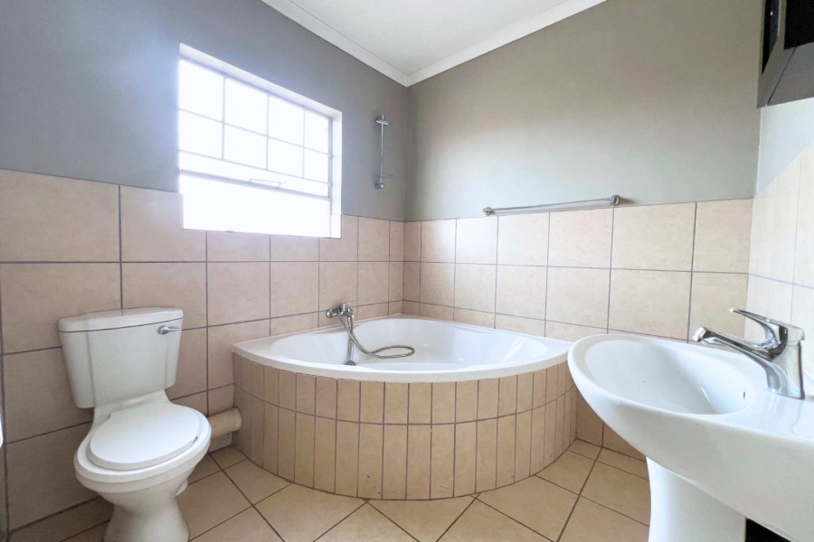 2 Bedroom Property for Sale in Annlin Gauteng