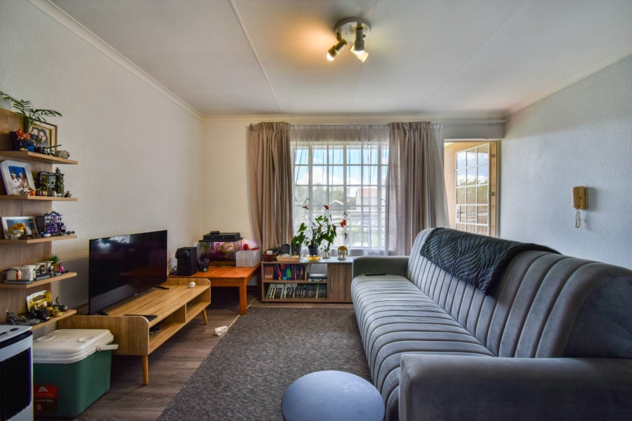 2 Bedroom Property for Sale in Elardus Park Gauteng