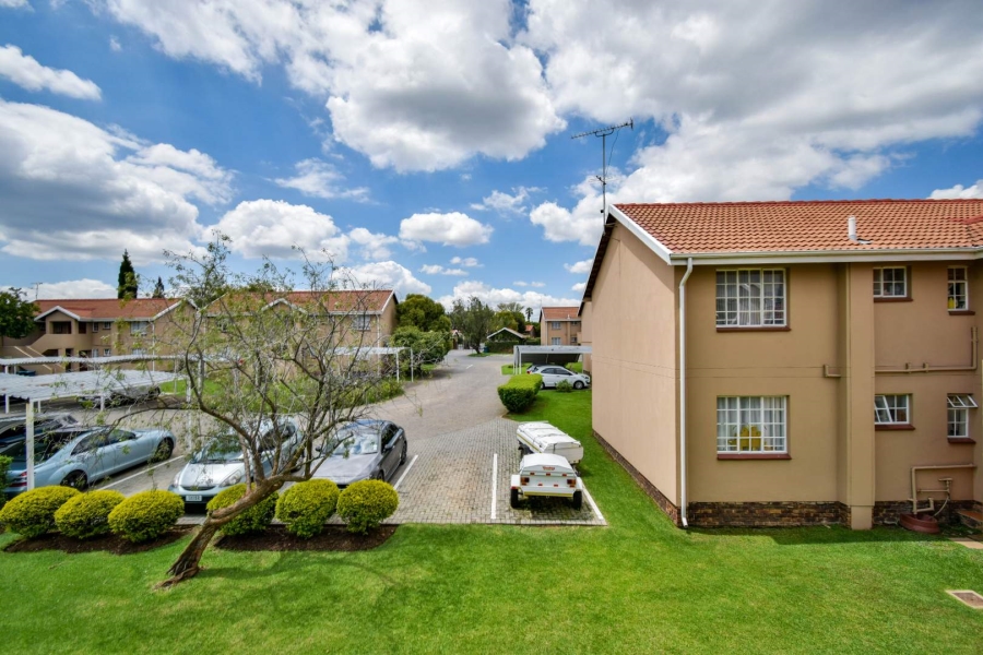 2 Bedroom Property for Sale in Elardus Park Gauteng