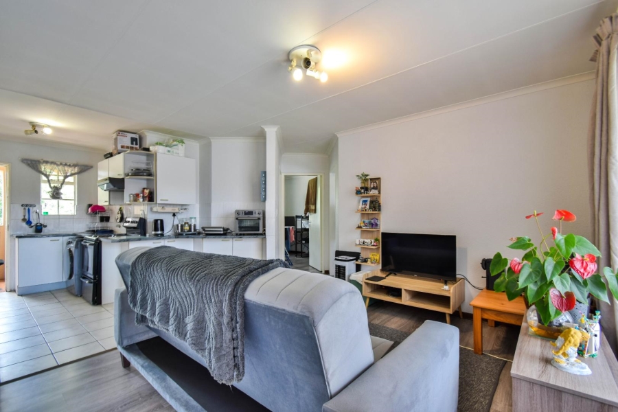 2 Bedroom Property for Sale in Elardus Park Gauteng