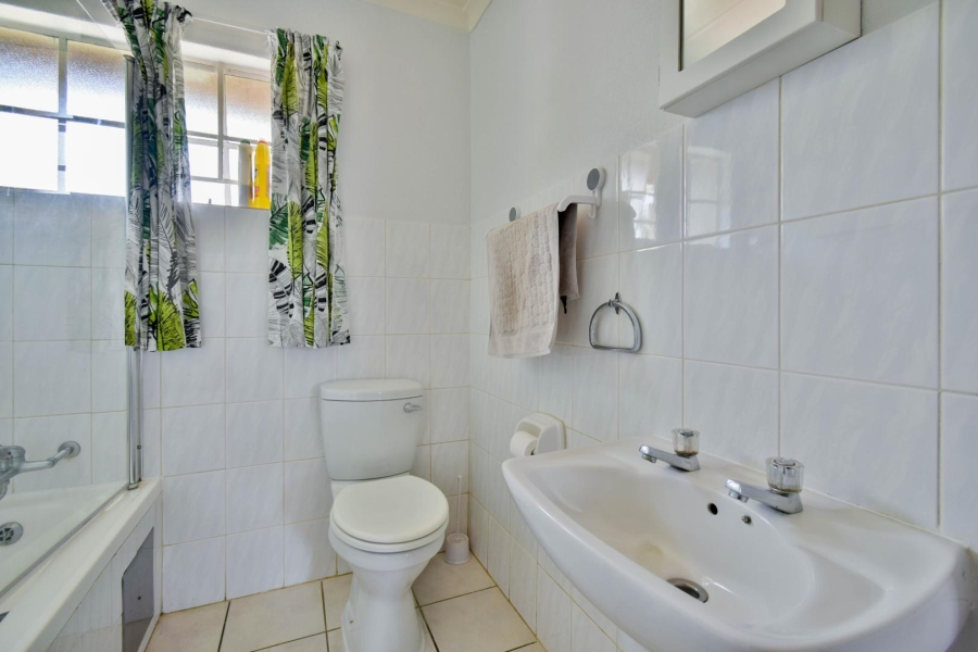 2 Bedroom Property for Sale in Elardus Park Gauteng
