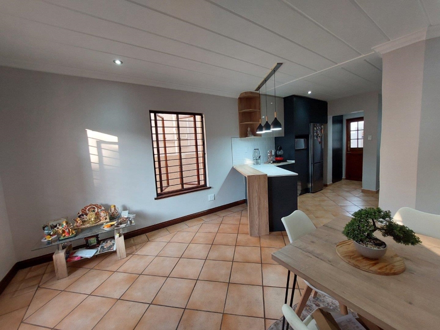 To Let 3 Bedroom Property for Rent in Morningside Gauteng