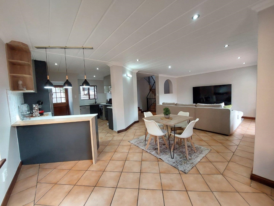 To Let 3 Bedroom Property for Rent in Morningside Gauteng