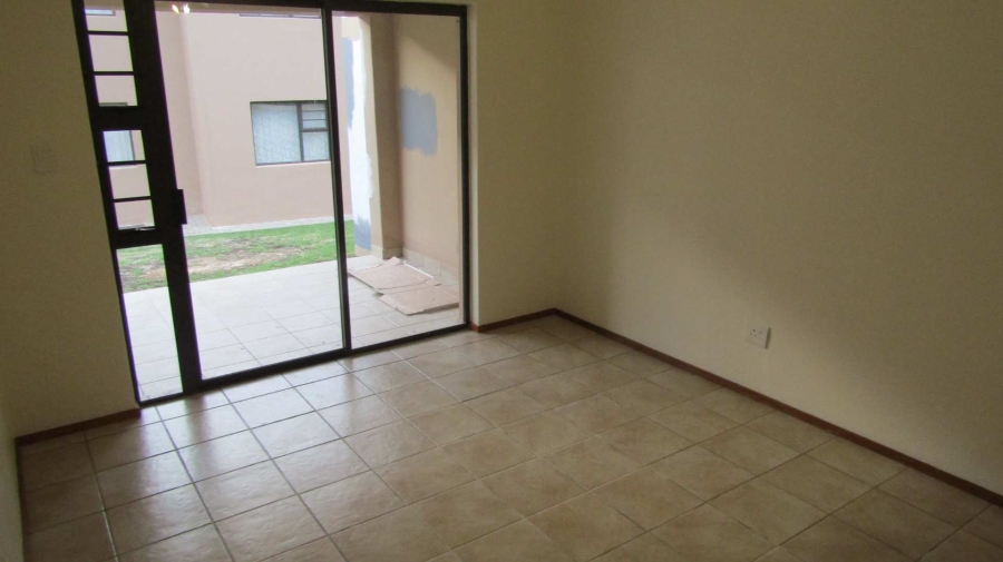 To Let 2 Bedroom Property for Rent in Noordhang Gauteng