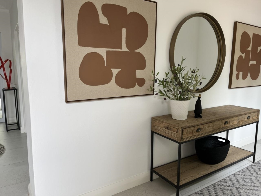 To Let 4 Bedroom Property for Rent in Atholl Gauteng