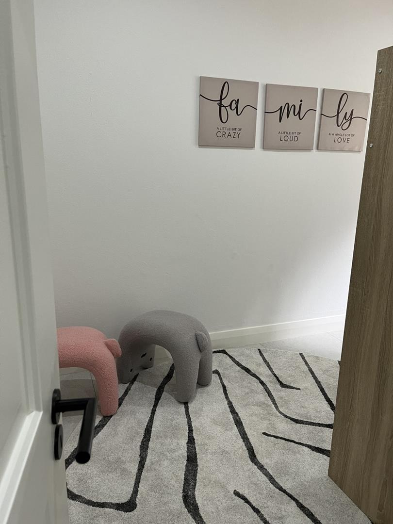 To Let 4 Bedroom Property for Rent in Atholl Gauteng