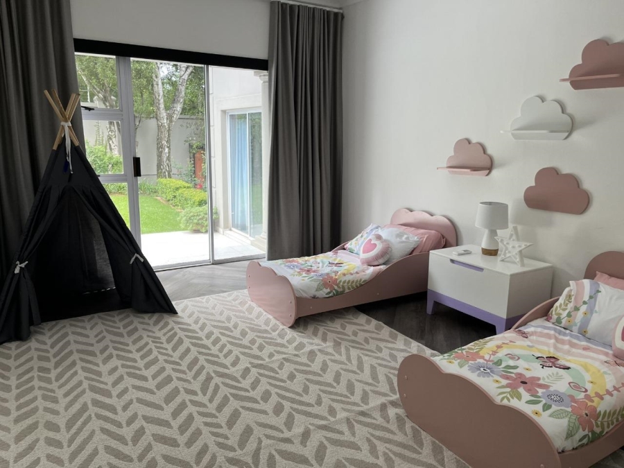 To Let 4 Bedroom Property for Rent in Atholl Gauteng