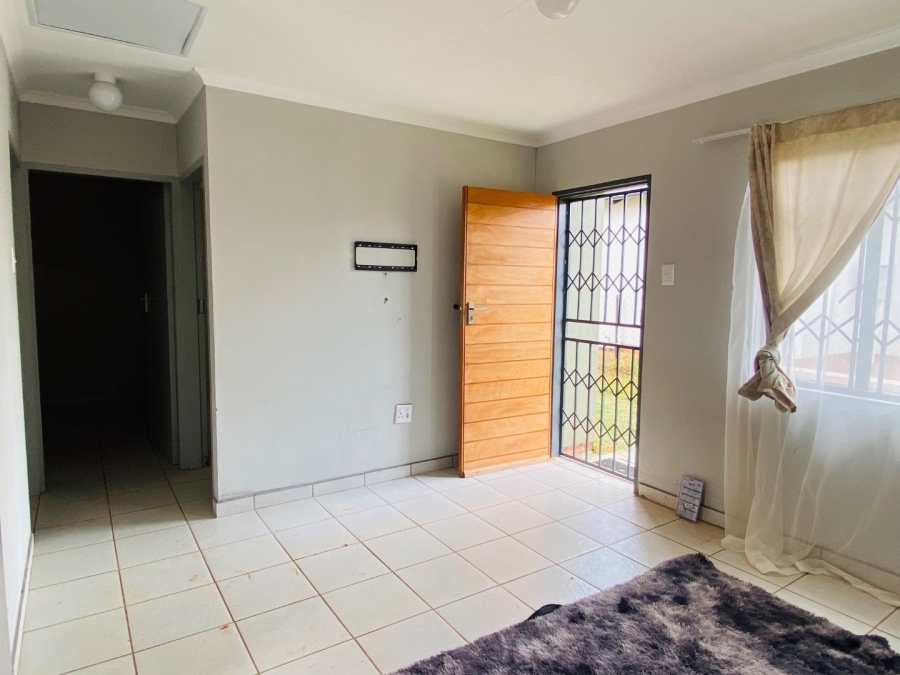 To Let 2 Bedroom Property for Rent in Sky City Gauteng