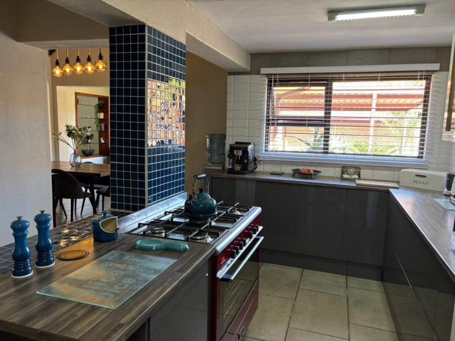 3 Bedroom Property for Sale in Clubview Gauteng