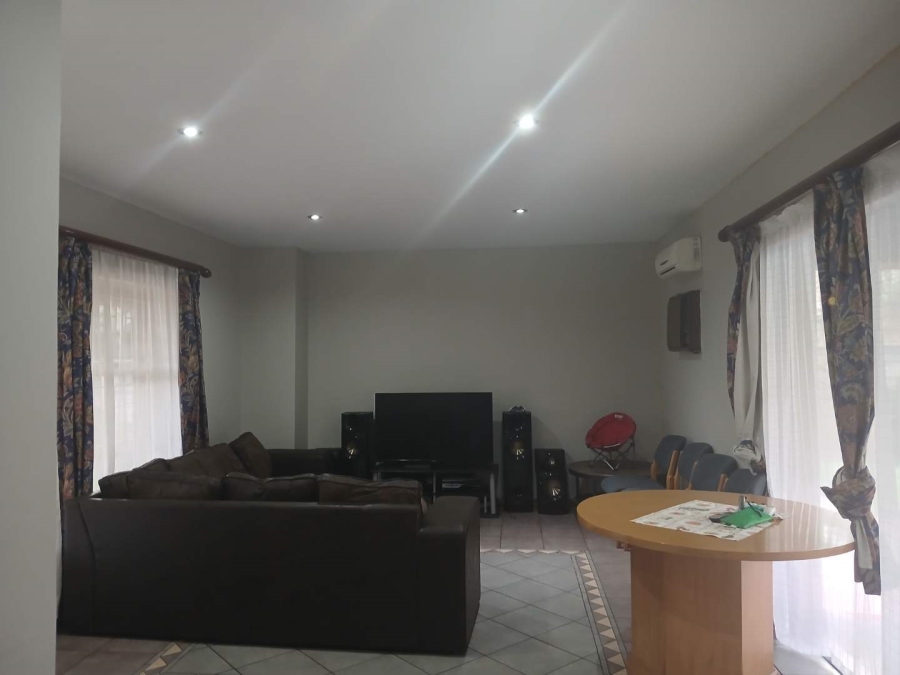 To Let 3 Bedroom Property for Rent in Doornpoort Gauteng