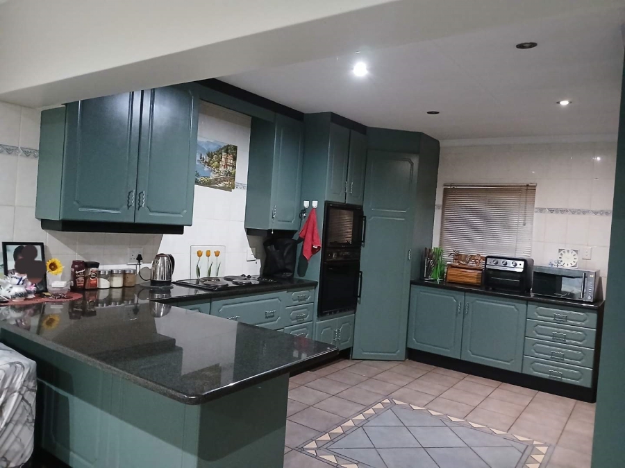 To Let 3 Bedroom Property for Rent in Doornpoort Gauteng