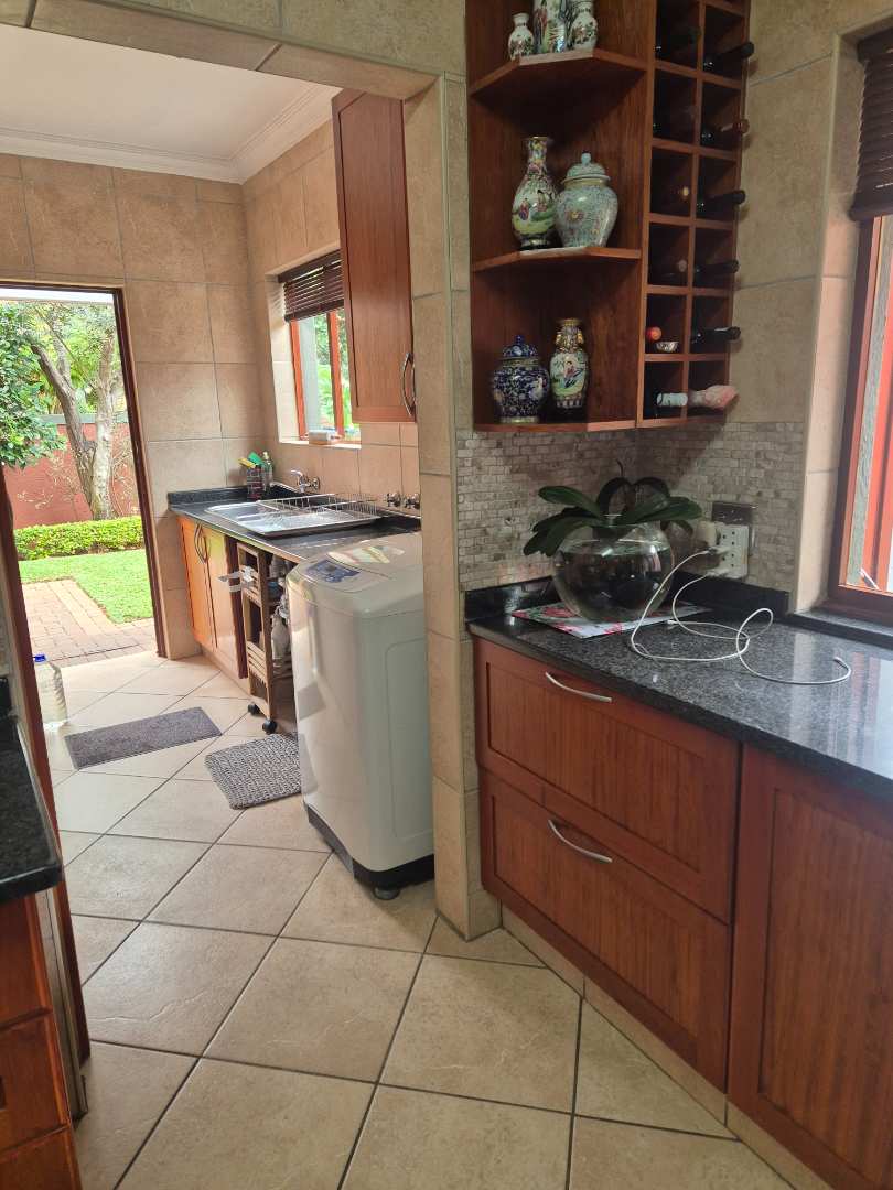 3 Bedroom Property for Sale in Faerie Glen Gauteng