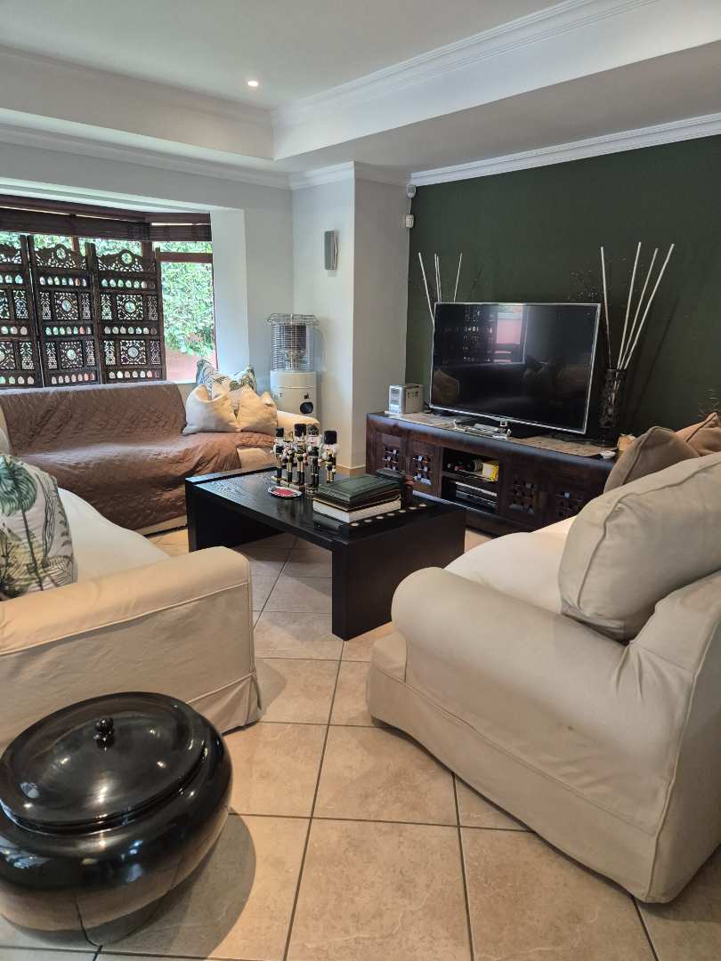 3 Bedroom Property for Sale in Faerie Glen Gauteng