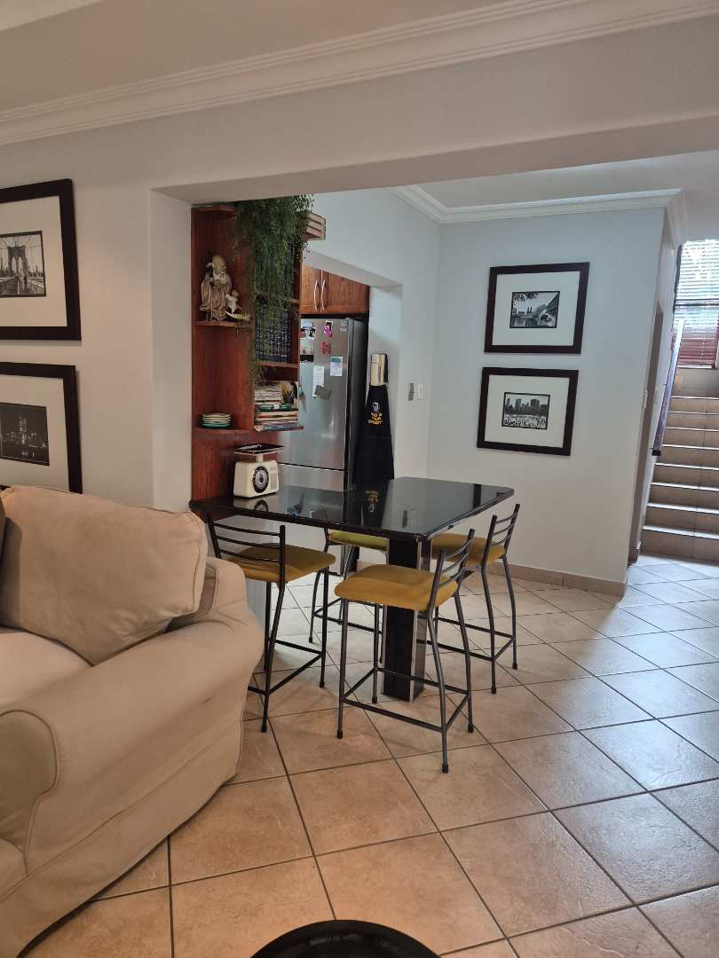 3 Bedroom Property for Sale in Faerie Glen Gauteng