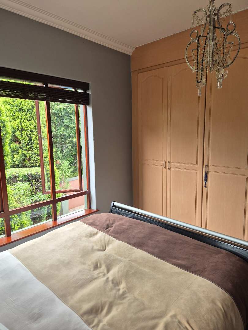 3 Bedroom Property for Sale in Faerie Glen Gauteng