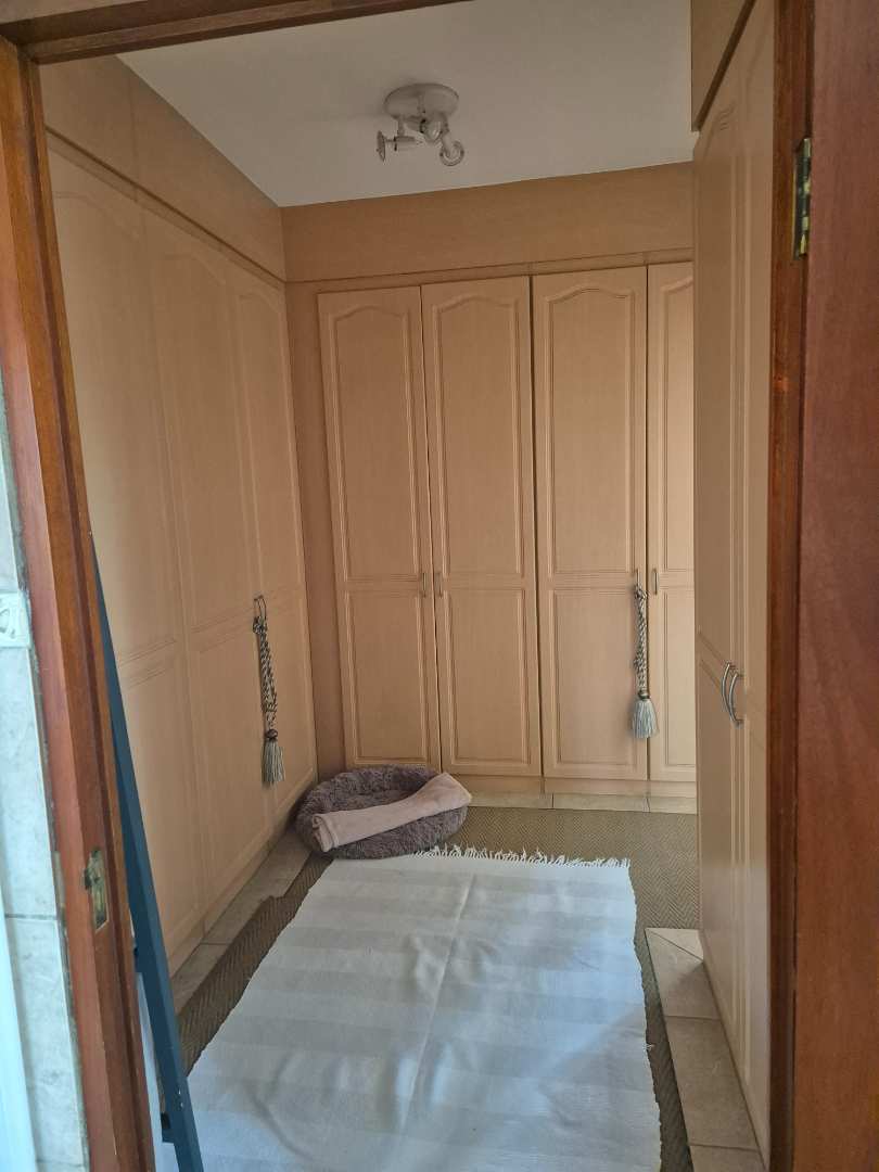 3 Bedroom Property for Sale in Faerie Glen Gauteng