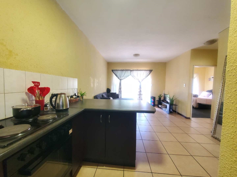 1 Bedroom Property for Sale in Willowbrook Gauteng