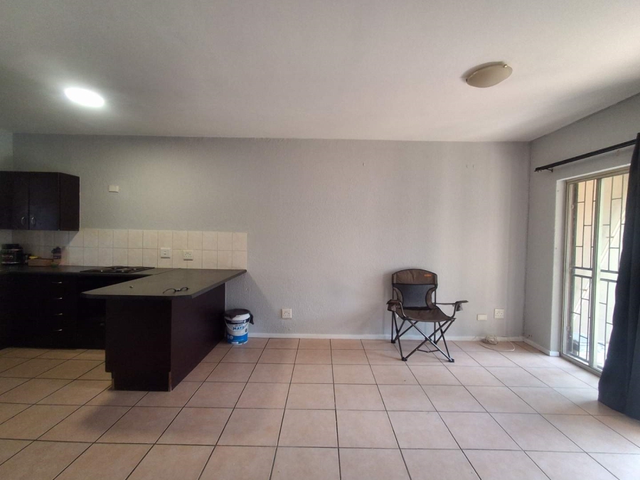 1 Bedroom Property for Sale in Willowbrook Gauteng
