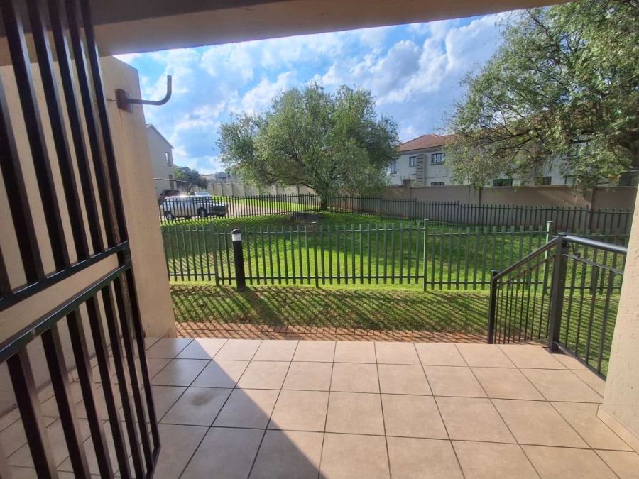 1 Bedroom Property for Sale in Willowbrook Gauteng