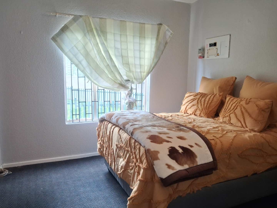 1 Bedroom Property for Sale in Willowbrook Gauteng