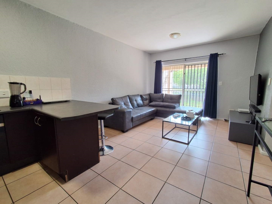1 Bedroom Property for Sale in Willowbrook Gauteng