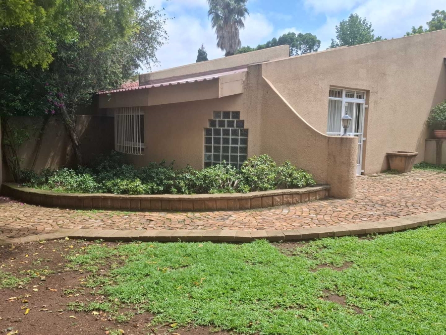 3 Bedroom Property for Sale in Glenvista Gauteng