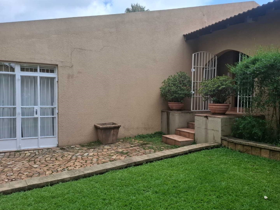 3 Bedroom Property for Sale in Glenvista Gauteng
