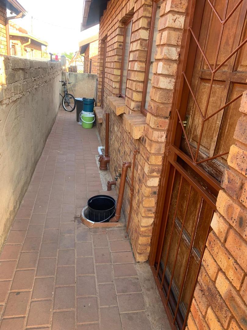 To Let 2 Bedroom Property for Rent in Soshanguve VV Gauteng