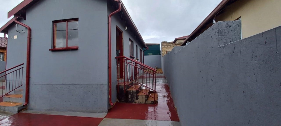 2 Bedroom Property for Sale in Mamelodi East Gauteng